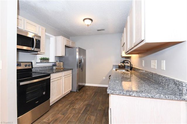 5805 Battery Drive, Greensboro, NC 27409
