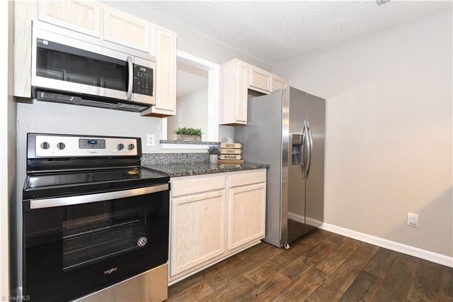 5805 Battery Drive, Greensboro, NC 27409