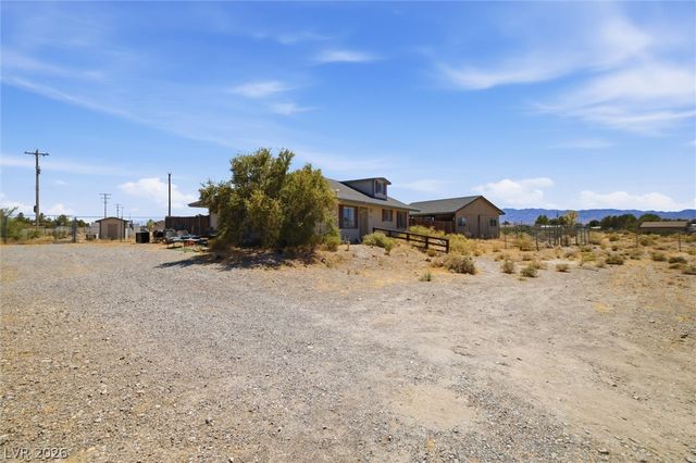 4991 East Cheyenne Way, Pahrump, NV 89061