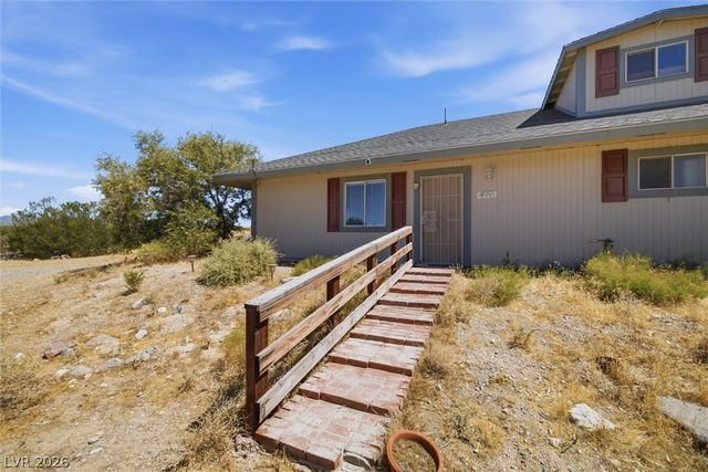 4991 East Cheyenne Way, Pahrump, NV 89061