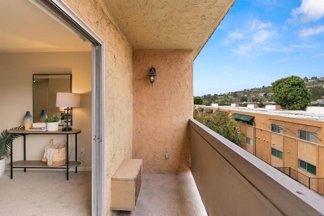 6955 ALVARADO RD 70, San Diego, CA 92120