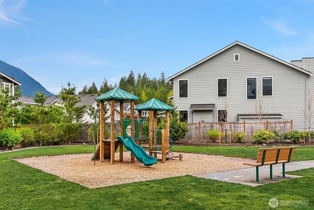 1367 Bandera Avenue SE, North Bend, WA 98045