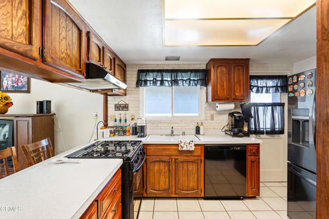 1877 Pelican Avenue, Ventura, CA 93003