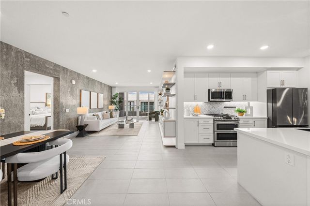 16123 Dawn 308, Tustin, CA 92782