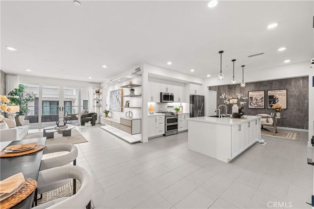 16123 Dawn 308, Tustin, CA 92782