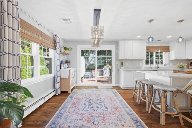 136 Maplewood Rd, Lynn, MA 01904