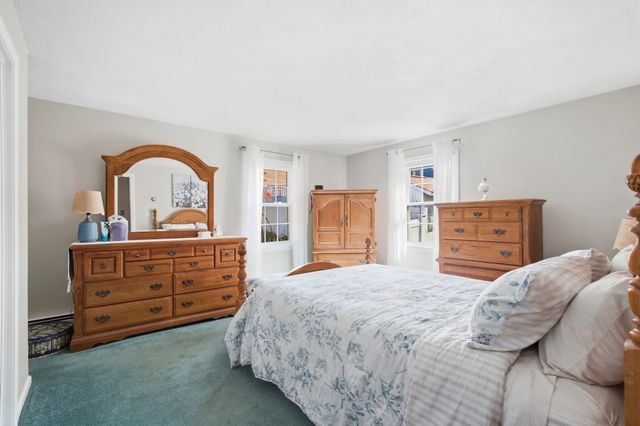 136 Maplewood Rd, Lynn, MA 01904