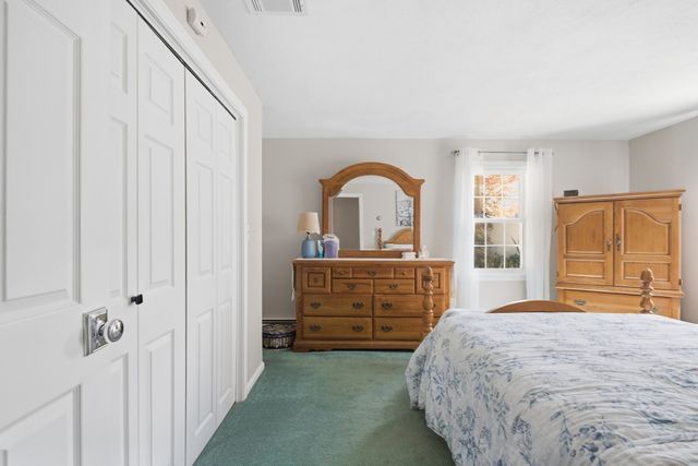 136 Maplewood Rd, Lynn, MA 01904