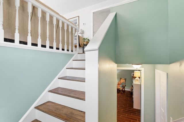 136 Maplewood Rd, Lynn, MA 01904