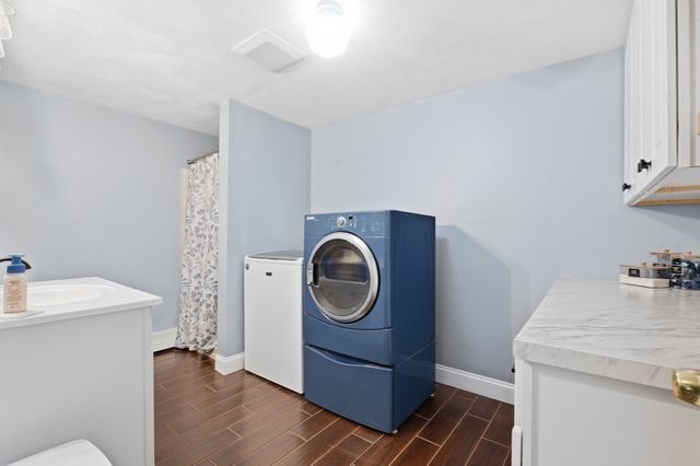 136 Maplewood Rd, Lynn, MA 01904