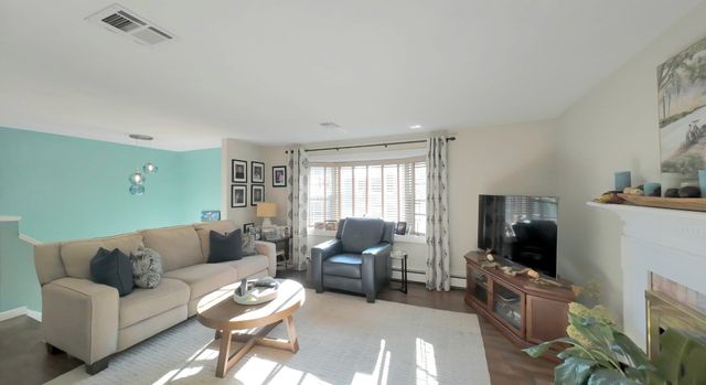 136 Maplewood Rd, Lynn, MA 01904