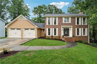 315 Sea Holly Circle, Roswell, GA 30076