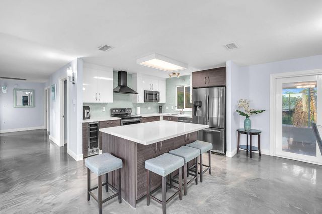 4400 SW 37th Avenue, Dania Beach, FL 33312