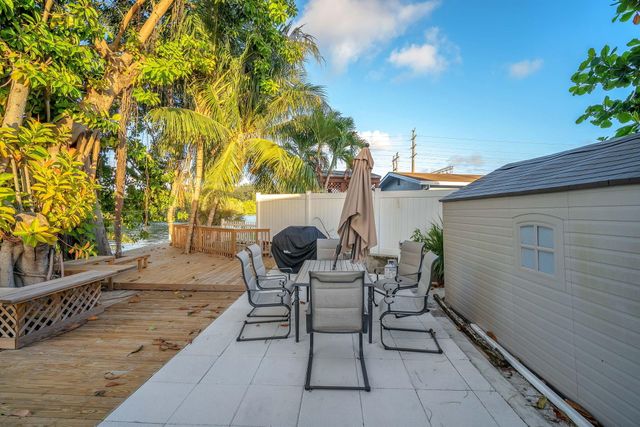 4400 SW 37th Avenue, Dania Beach, FL 33312