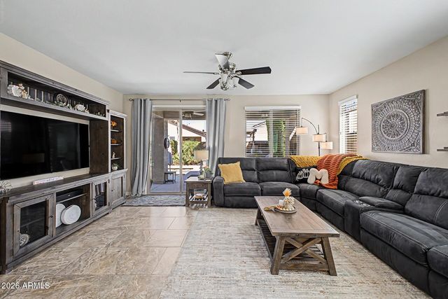 12036 W LOUISE Court, Sun City, AZ 85373