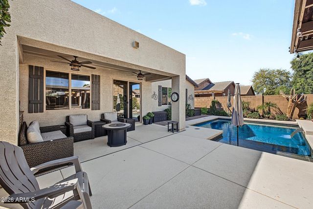 12036 W LOUISE Court, Sun City, AZ 85373