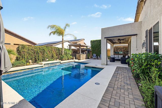 12036 W LOUISE Court, Sun City, AZ 85373