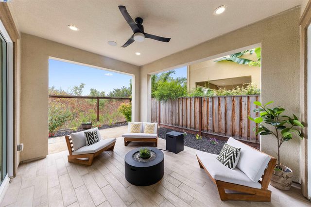 6132 Alpine Blue Dr, San Ramon, CA 94582