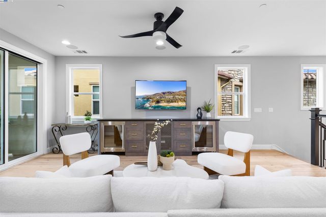 6132 Alpine Blue Dr, San Ramon, CA 94582