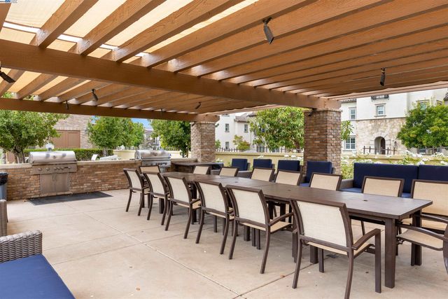 6132 Alpine Blue Dr, San Ramon, CA 94582