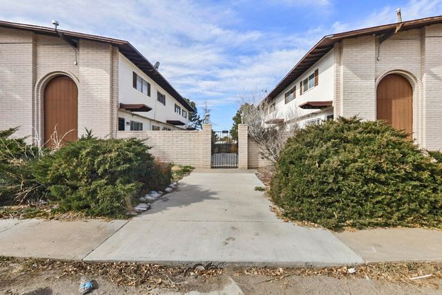 1121 Chelwood Park Boulevard NE APT 7, Albuquerque, NM 87112