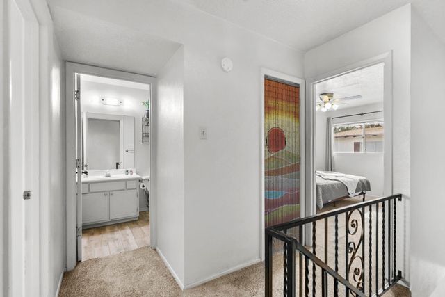 1121 Chelwood Park Boulevard NE APT 7, Albuquerque, NM 87112