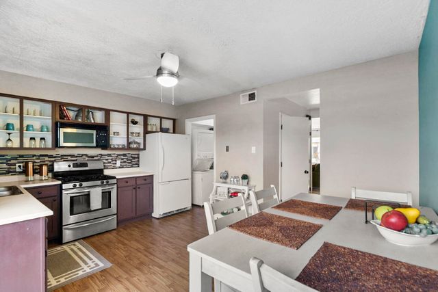 1121 Chelwood Park Boulevard NE APT 7, Albuquerque, NM 87112