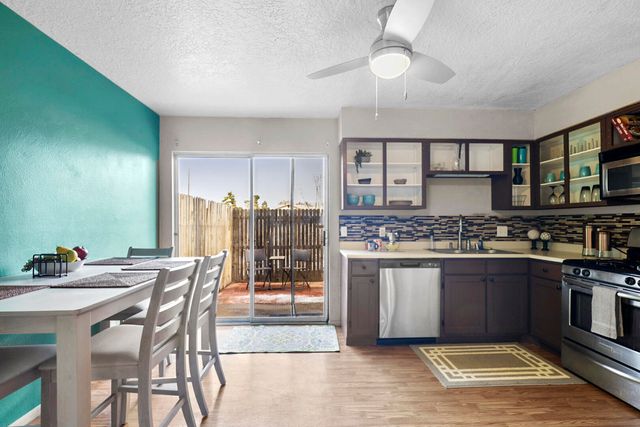 1121 Chelwood Park Boulevard NE APT 7, Albuquerque, NM 87112