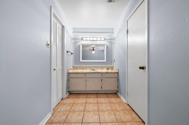 7014 Woodfern Drive, Houston, TX 77040