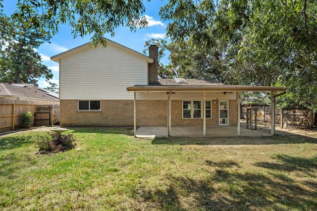 7014 Woodfern Drive, Houston, TX 77040