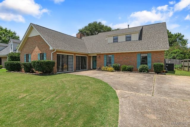 1815 Autumn Court E, Prattville, AL 36066