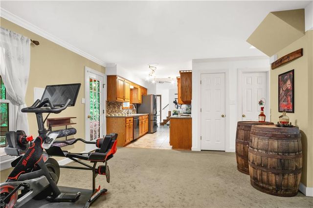 106 Millers Cove RD, Newport News, VA 23602