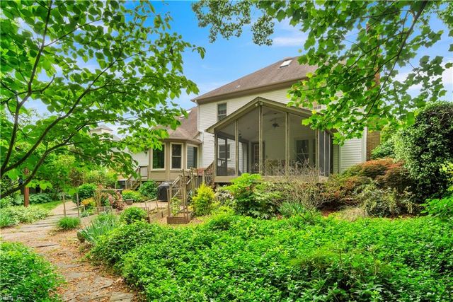 106 Millers Cove RD, Newport News, VA 23602