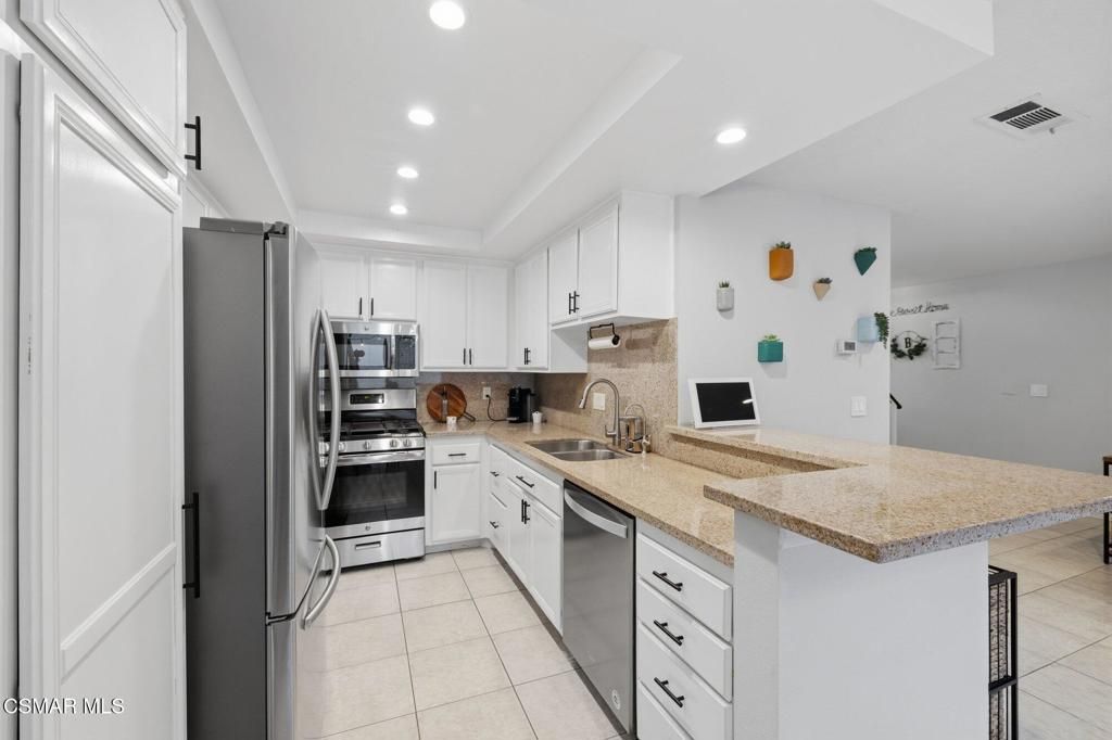 228 Hill Ranch Drive, Thousand Oaks, CA 91362 — photo 2