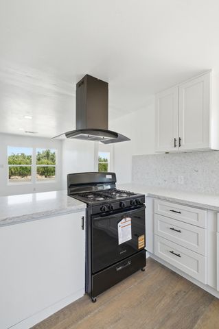 110 Edwards Street, Kettleman City, CA 93239