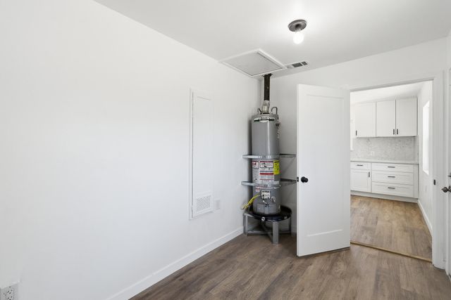 110 Edwards Street, Kettleman City, CA 93239