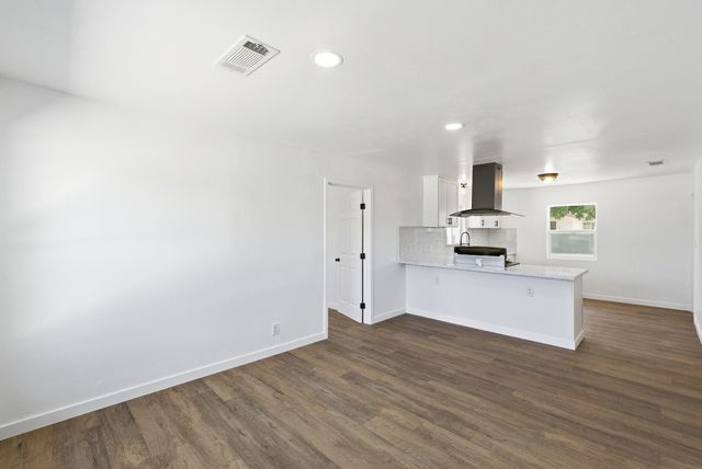 110 Edwards Street, Kettleman City, CA 93239