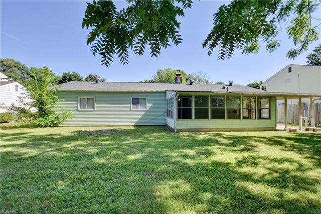 3829 Silina DR, Virginia Beach, VA 23452