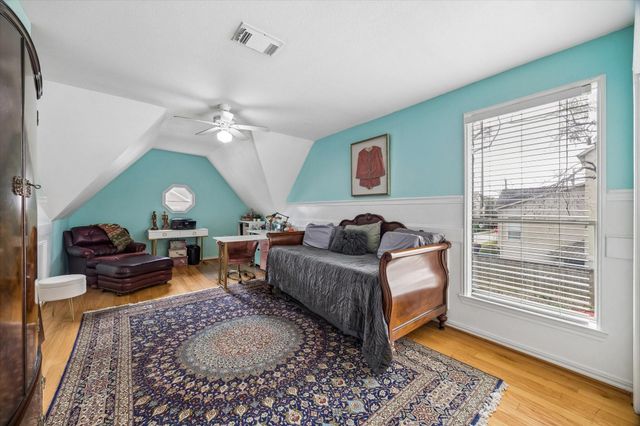 5401 Floyd Street, Houston, TX 77007