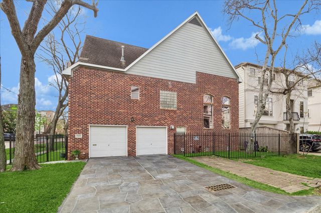 5401 Floyd Street, Houston, TX 77007