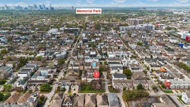 5401 Floyd Street, Houston, TX 77007