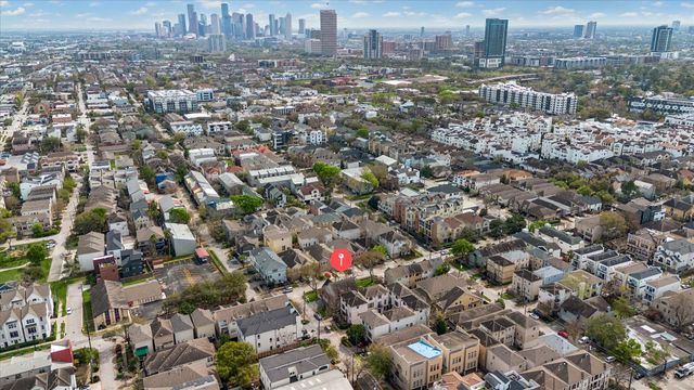 5401 Floyd Street, Houston, TX 77007