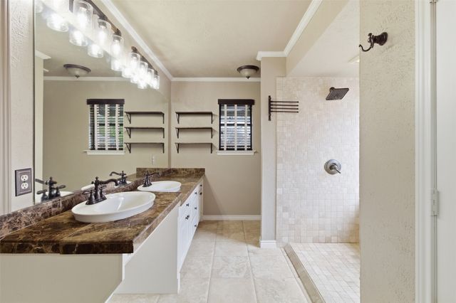 703 Lake Meadows Court, Rockwall, TX 75087