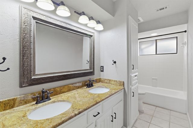 703 Lake Meadows Court, Rockwall, TX 75087