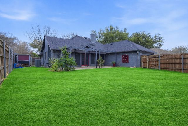 703 Lake Meadows Court, Rockwall, TX 75087