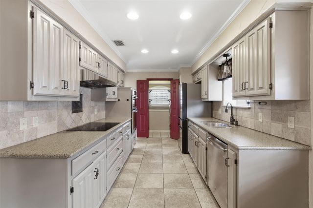 703 Lake Meadows Court, Rockwall, TX 75087