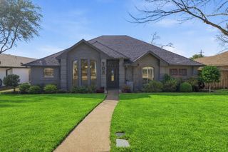 703 Lake Meadows Court, Rockwall, TX 75087