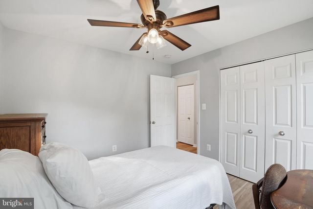 10903 MIDDLEGATE DR, Fairfax, VA 22032