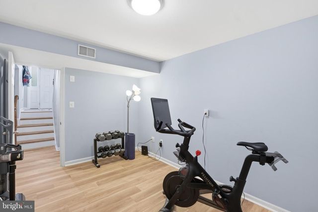 10903 MIDDLEGATE DR, Fairfax, VA 22032