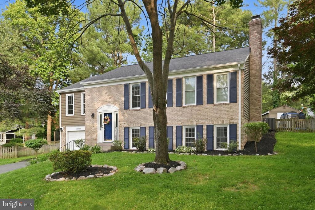 10903 MIDDLEGATE DR, Fairfax, VA 22032